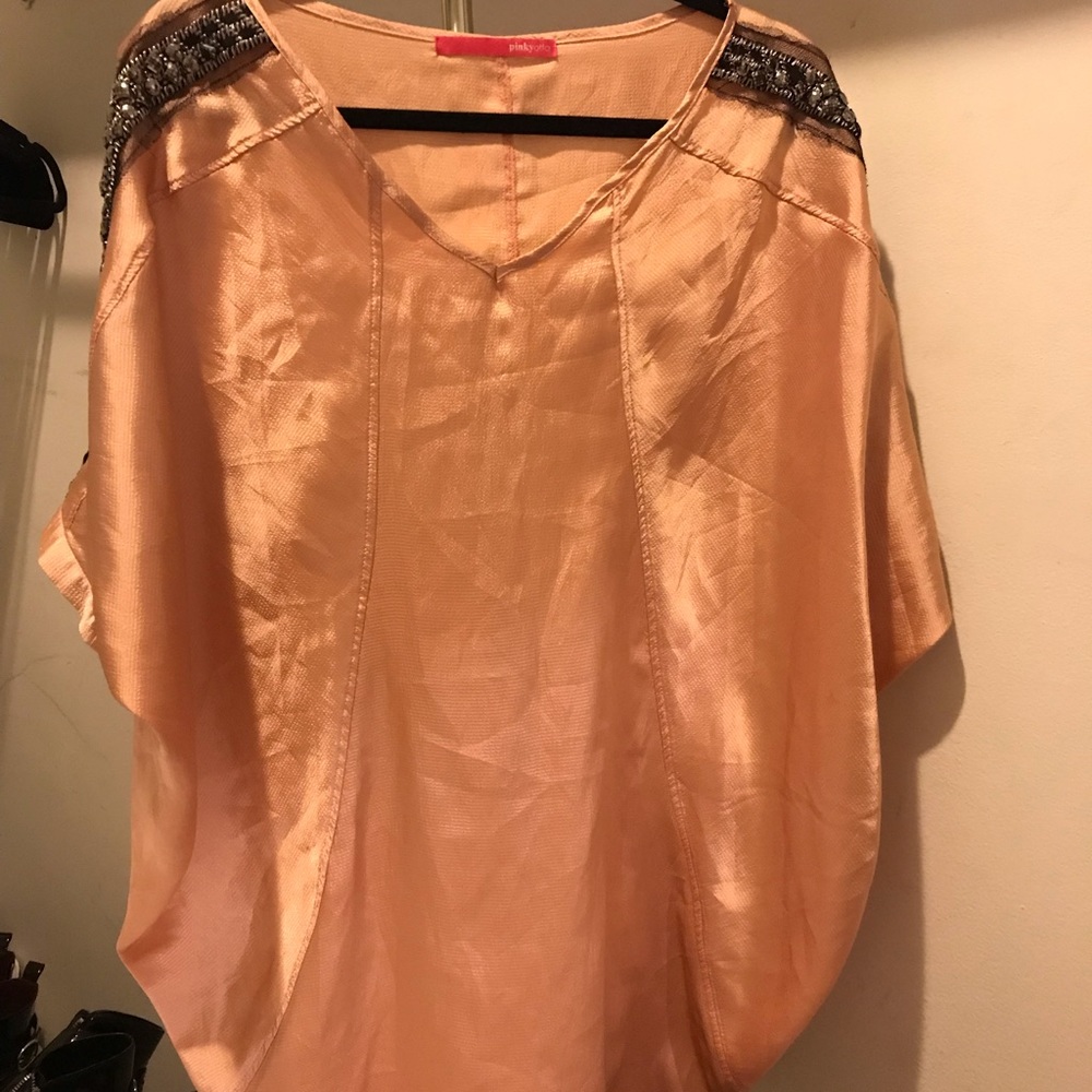 6 beautiful dresses